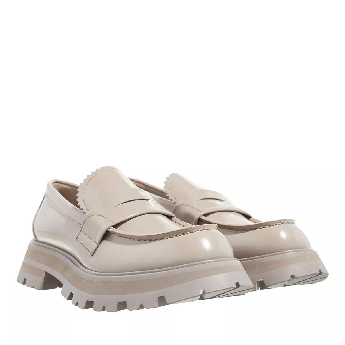 Alexander McQueen Loafers & ballerina schoenen - Wander Loafers in grijs