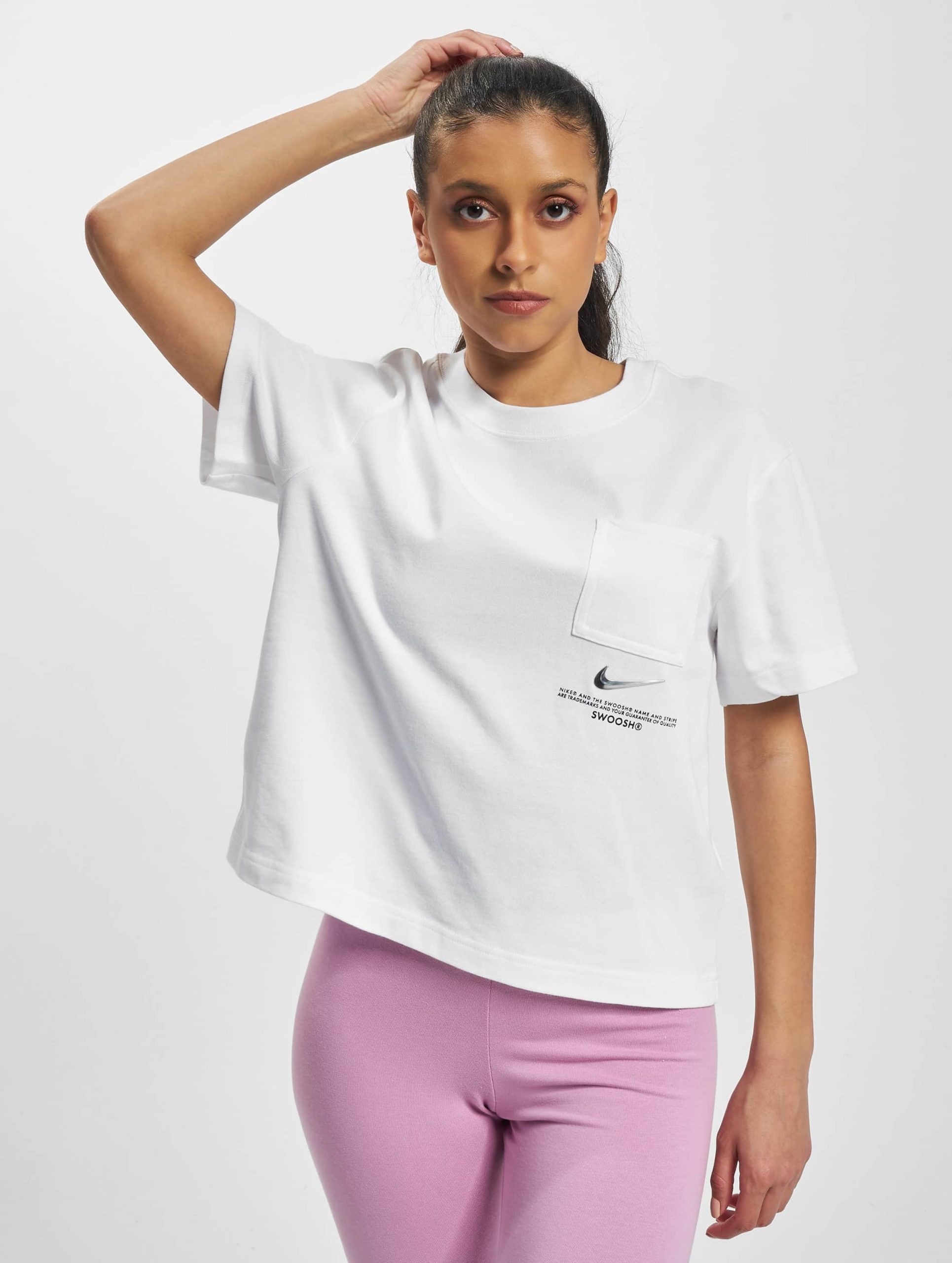 Nike Sportswear Swoosh T-Shirt Frauen,Unisex op kleur wit, Maat L