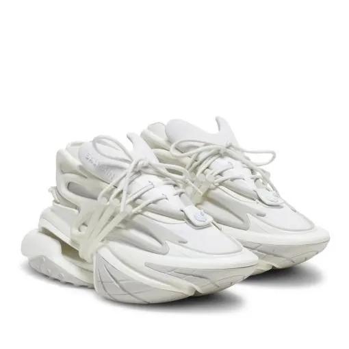 Balmain Sneakers - White Unicorn W Sneakers in wit