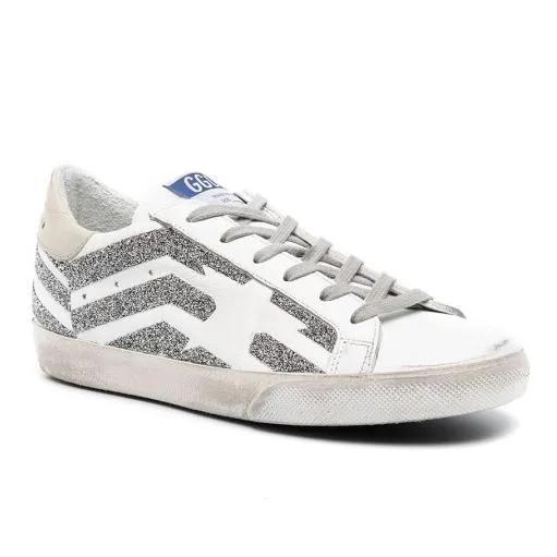 Golden Goose Sneakers - Super-Star Low-Top Sneakers in wit