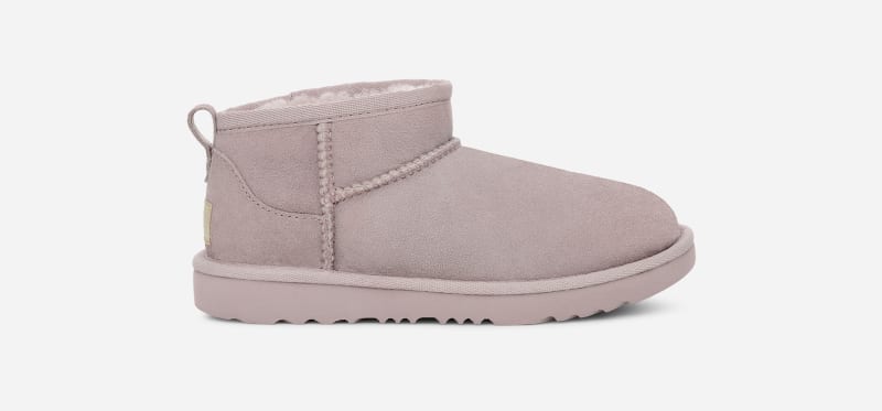 UGG® Classic Ultra Mini Boot for Kids in Pale Smoke, Size 1, Suede