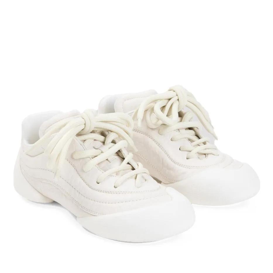 Alexander McQueen Sneakers - Off White Leather Sneakers in wit