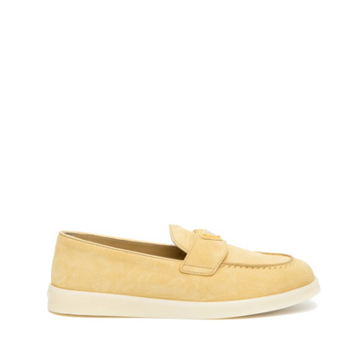 Beige Suède Mocassin met Rubberen Zool Prada , Beige , Dames