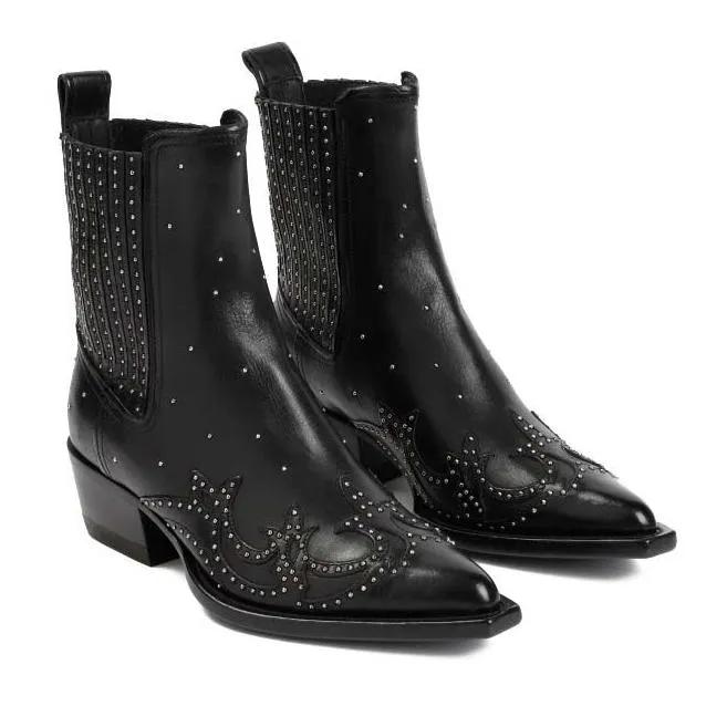 Golden Goose Boots & laarzen - Debbie Black Cow Leather Beatles Boots in zwart