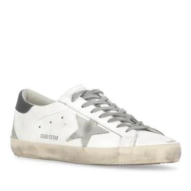 Golden Goose Sneakers - Super Star Classic Sneakers in wit