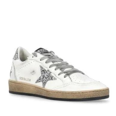 Golden Goose Sneakers - White Leather Sneakers in wit