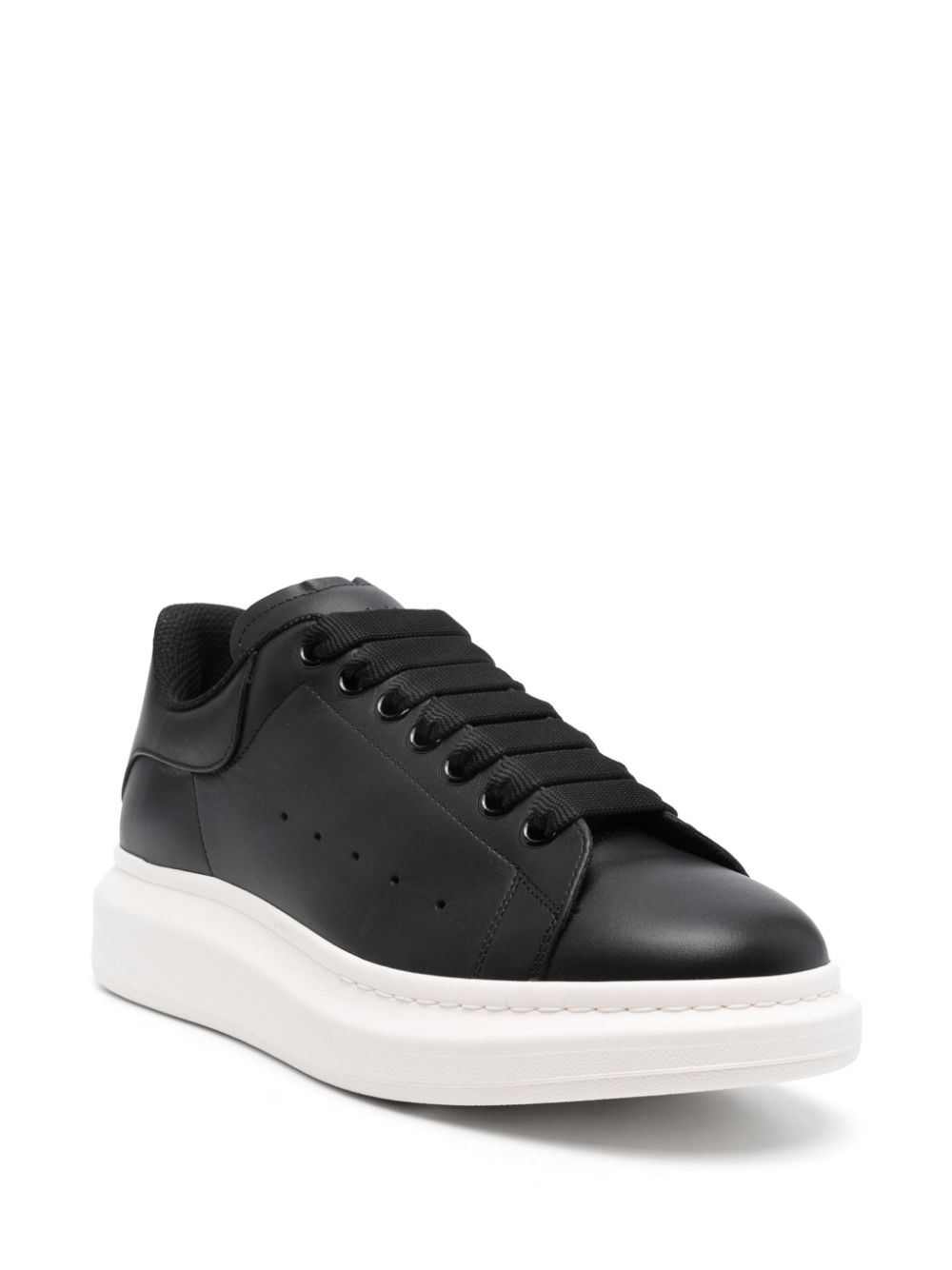 Alexander McQueen Oversized sneakers - Zwart