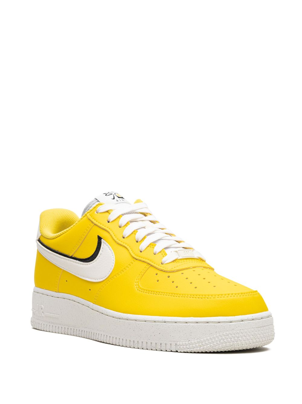 Nike "Air Force 1 Low '07 LV8 ""Tour Yellow"" sneakers" - Geel