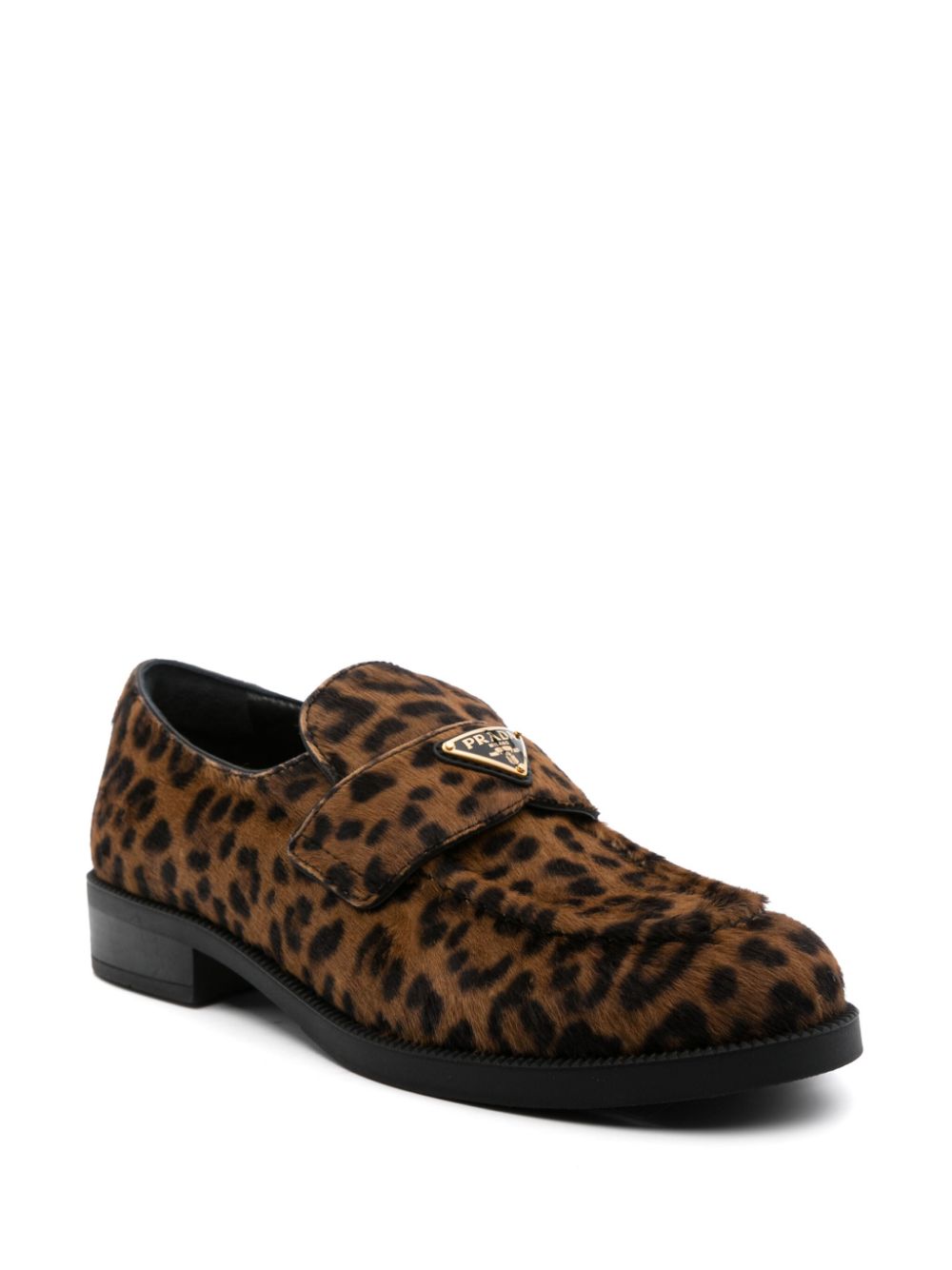 Prada Loafers met logo - Bruin