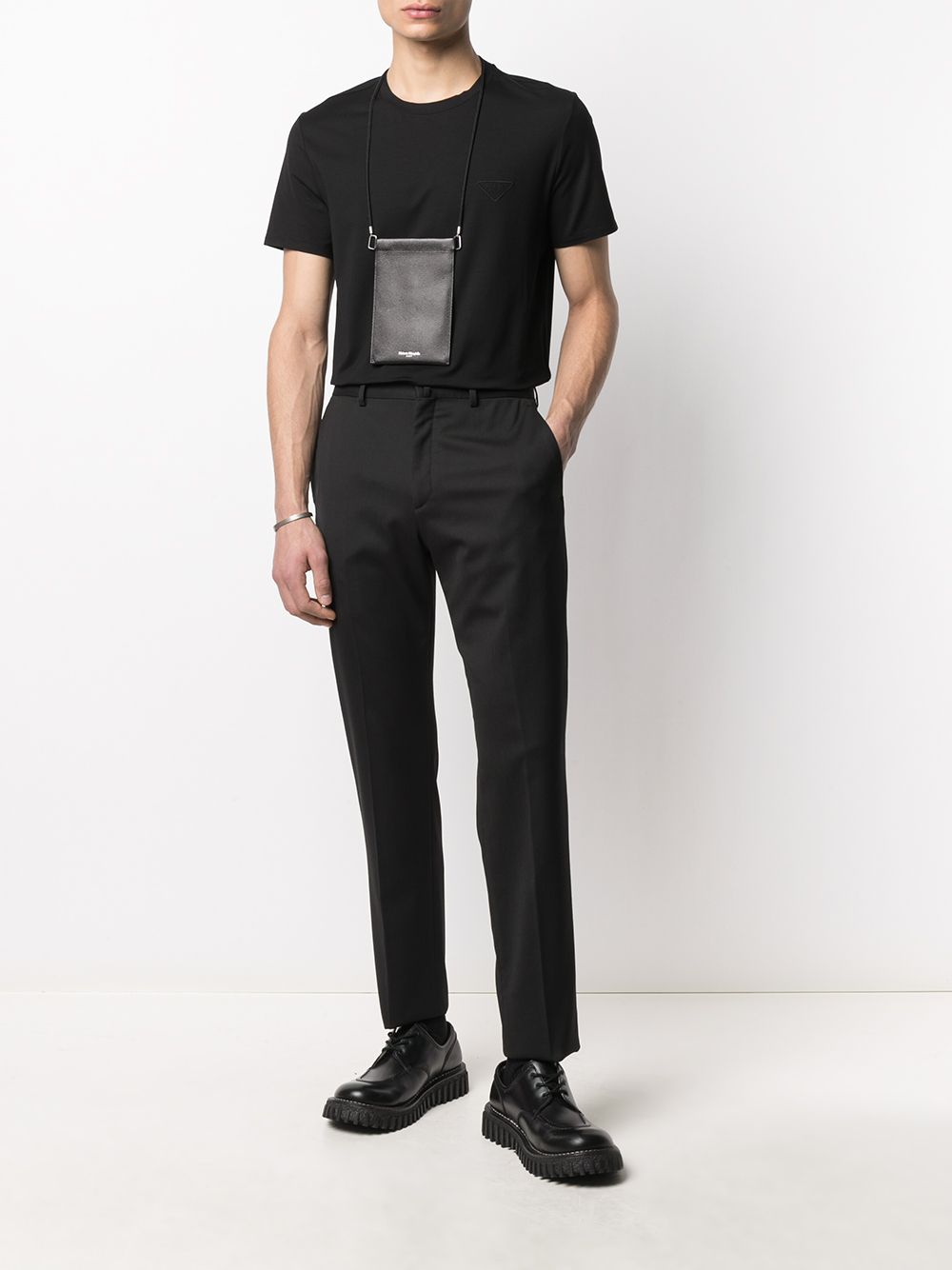 Prada T-shirt met geborduurd logo - Zwart