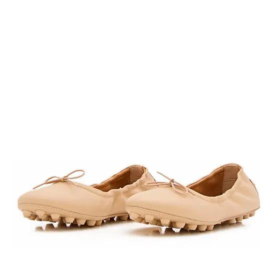 Tod's Loafers - Gommino Leather Ballet Flats in bruin