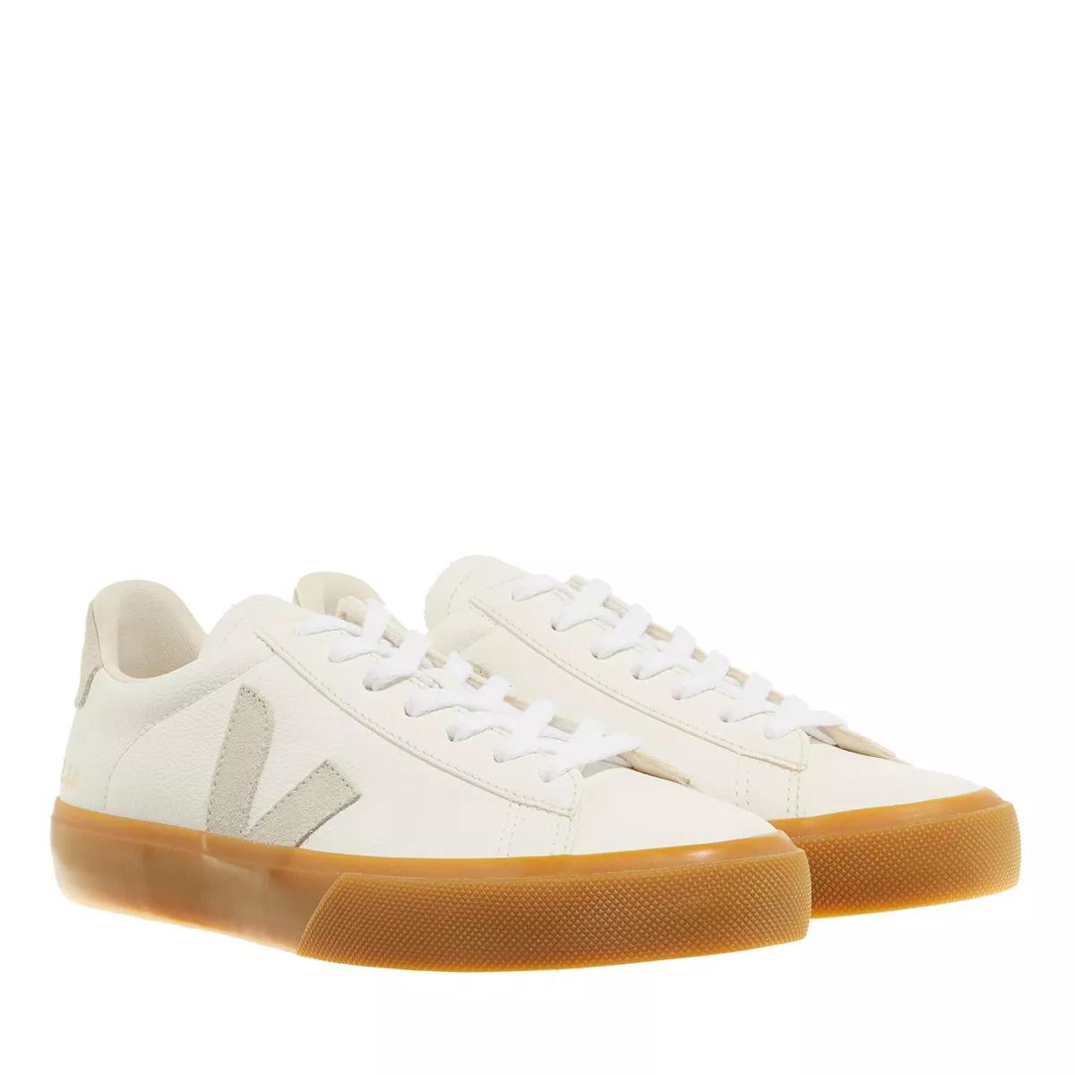 Veja Sneakers - Campo Chromefree Leather in wit