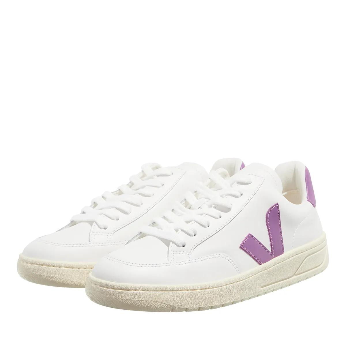 Veja Sneakers - V-12 in wit