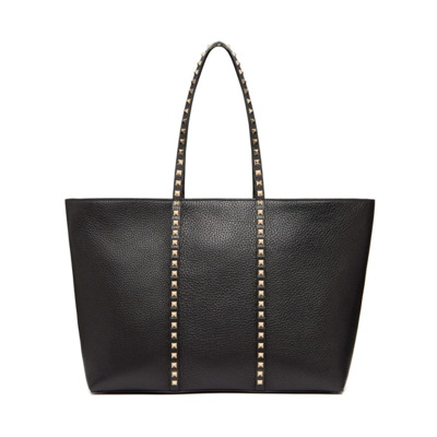 Zwarte Gehamerde Leren Tote Tas met Platina Studs Valentino Garavani , Black , Dames