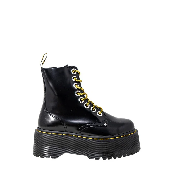 Dr. Martens Women boots