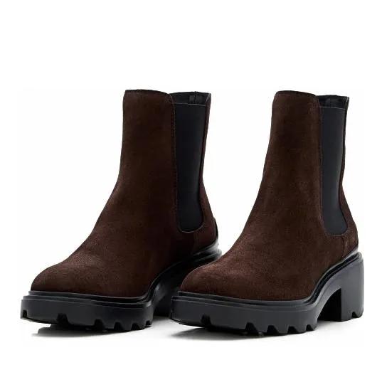 Tod's Boots - Suede Platform Chelsea Boots in bruin