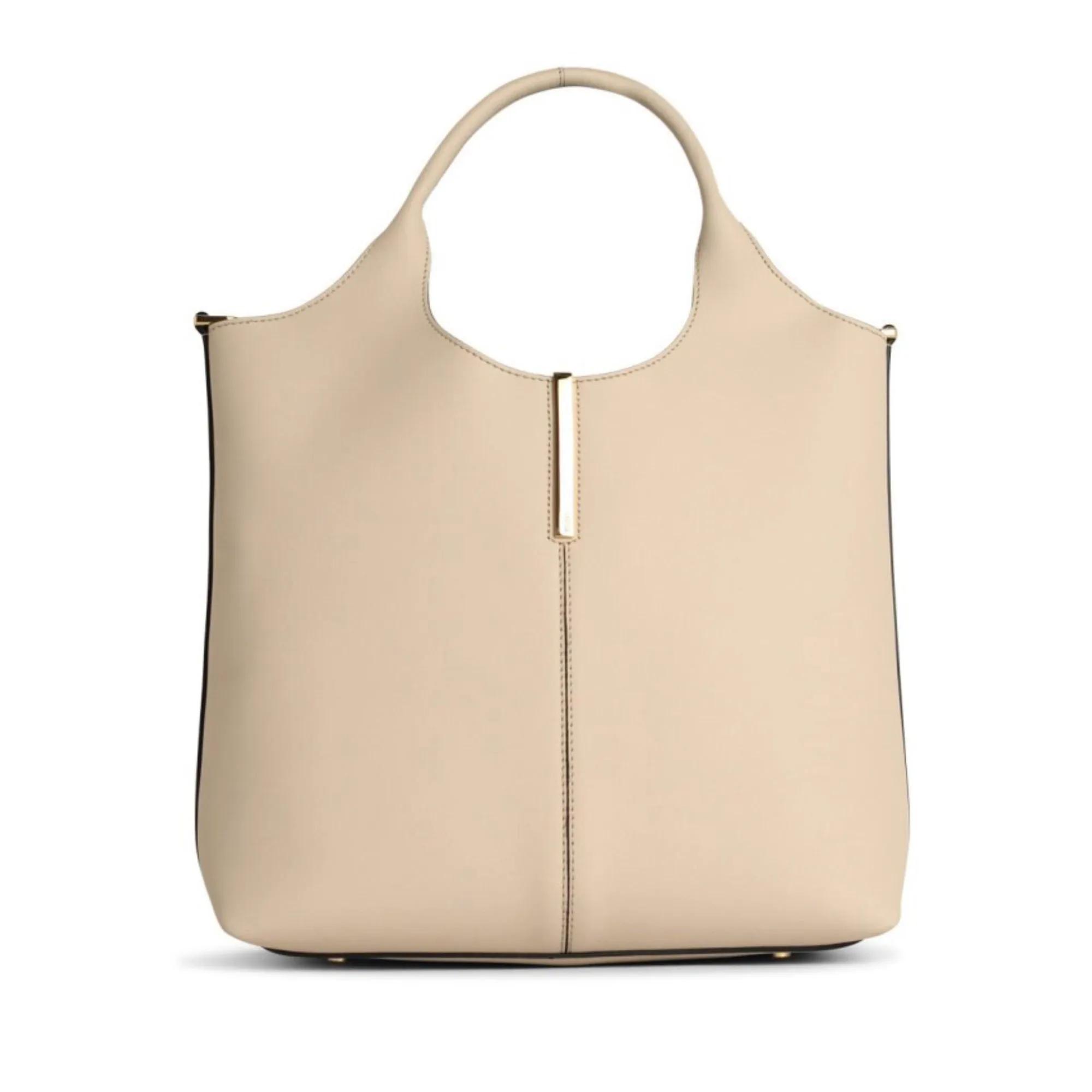 Tod's Totes & shoppers - Beige Leather Shopping Bag in beige