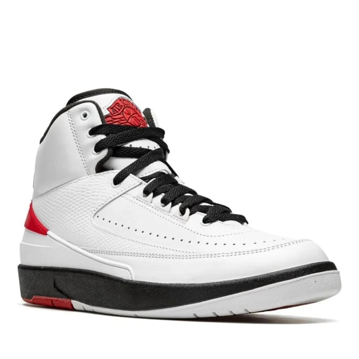 Nike Low-Top Sneakers - Air Jordan 2 Retro Chicago Sneakers in wit